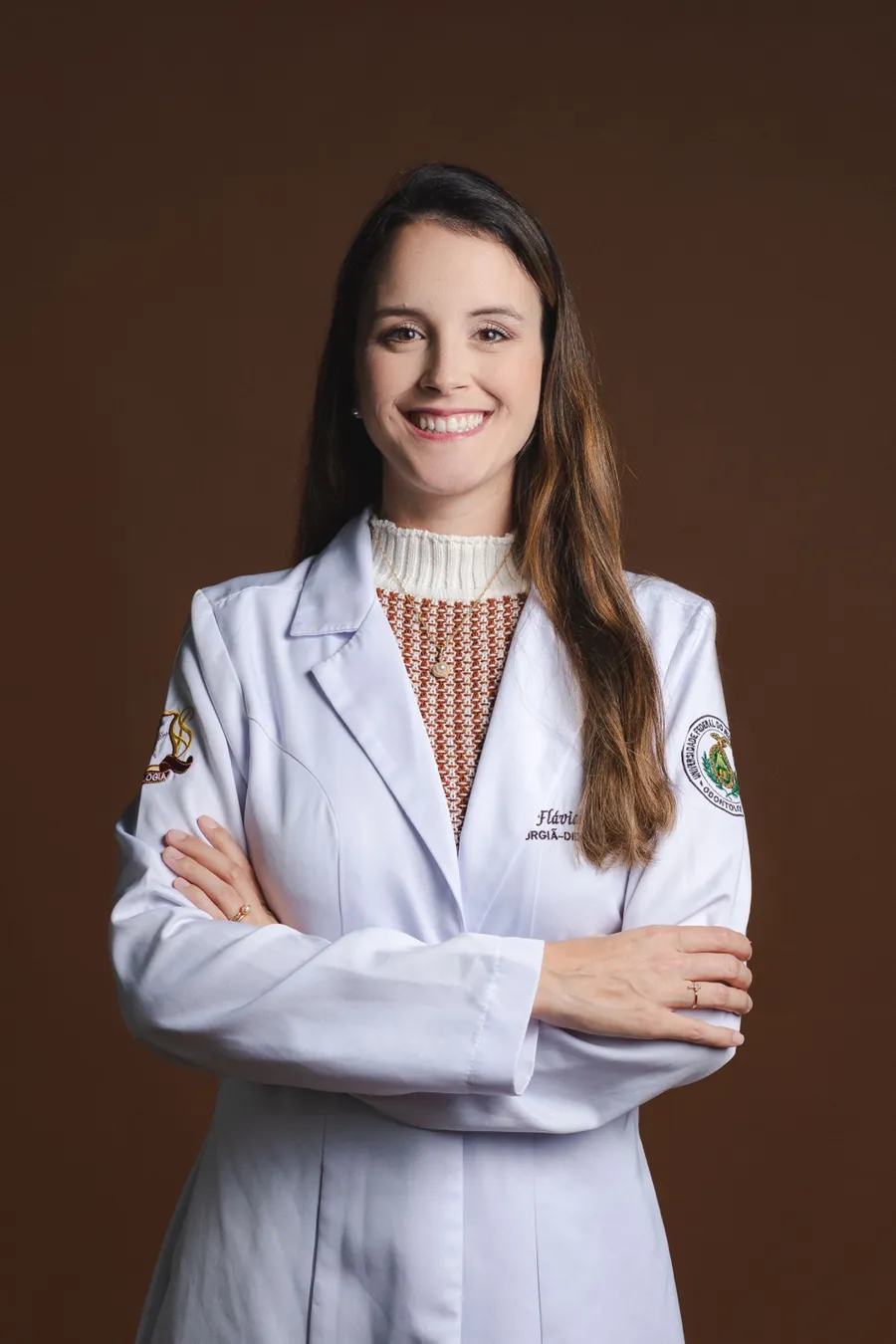 Dra. Flávia Sales — Cirurgiã-Dentista, CROSP 150865